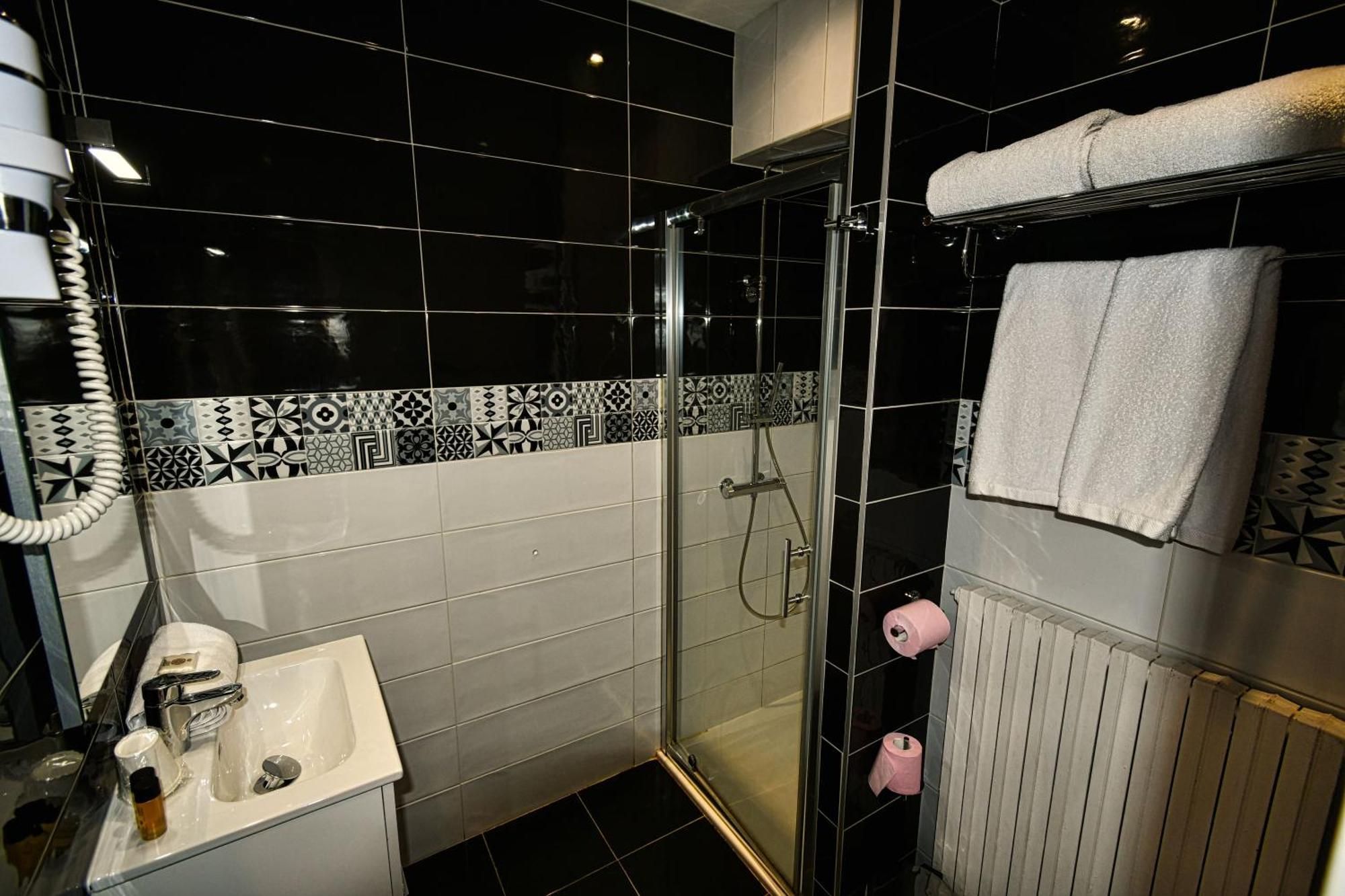 Edelweiss Hotel